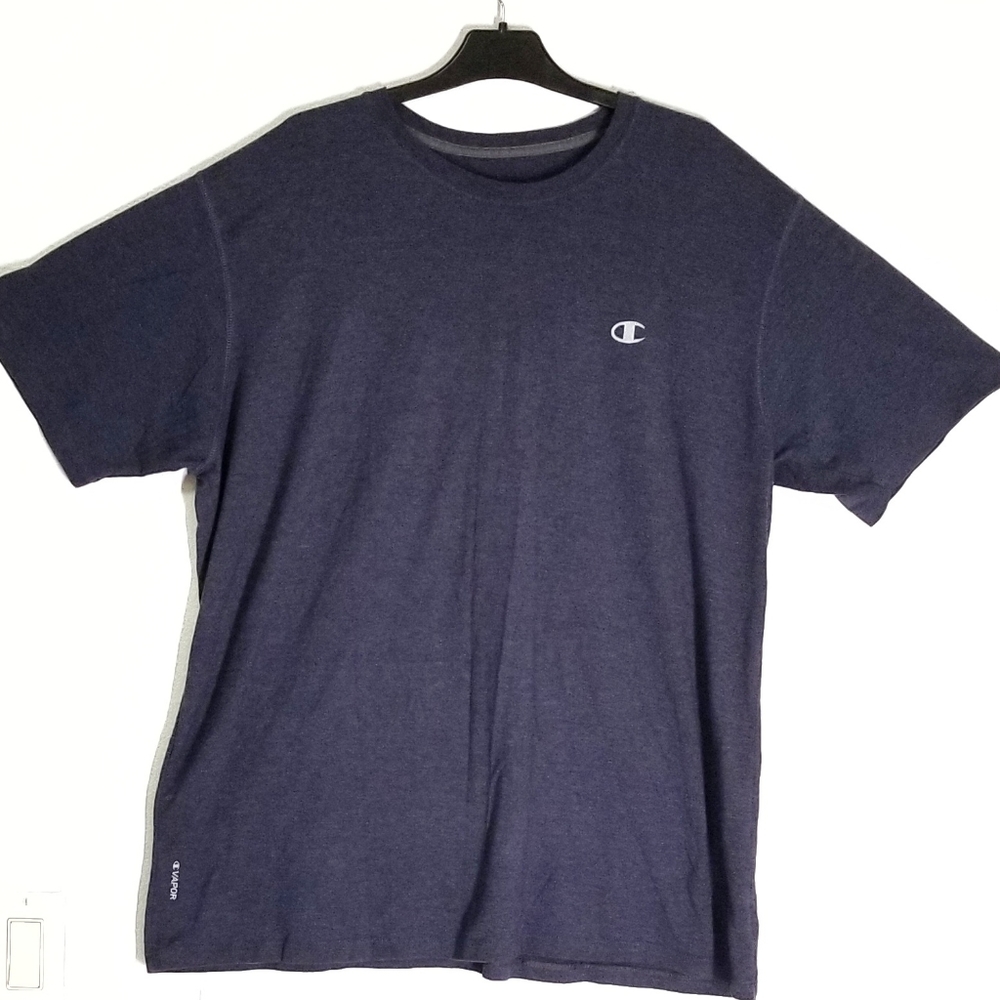 Champion Vapor Cotton T-shirt.       Bin3 00093